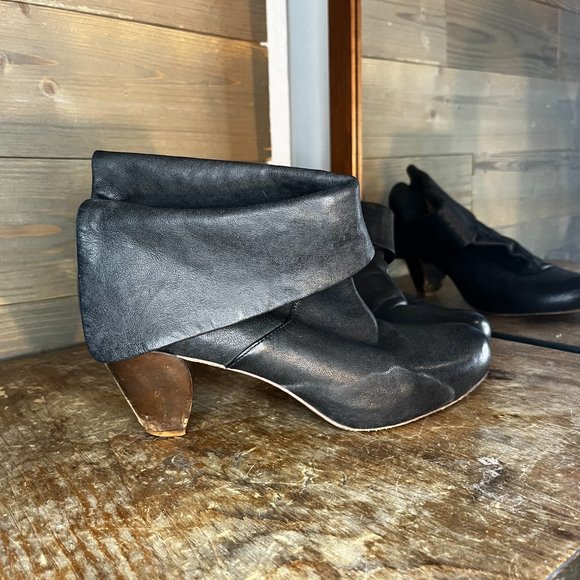 FRYE VINTAGE LISA SHORTIE BOOT - Picture 4 of 5